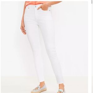 LOFT White Modern Skinny Crop Jean in Size 27/4